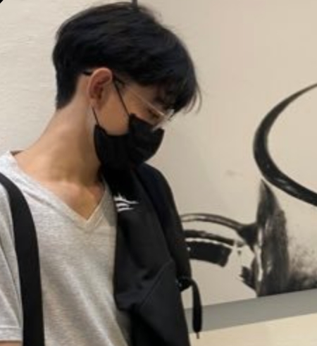 hongteskykub